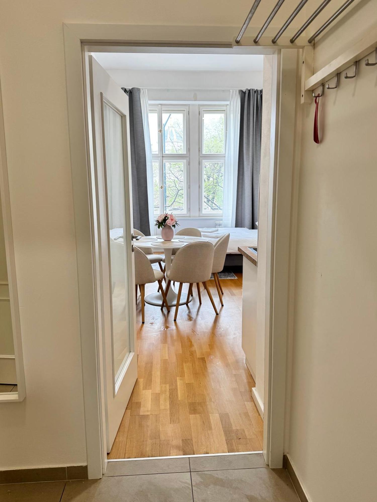 Apartment Newly At Muzeum Prague
